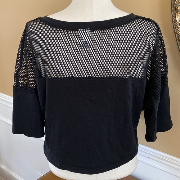 PINK VS MIAMI REDHAWKS CROPPED TEE - Picture 8 of 10